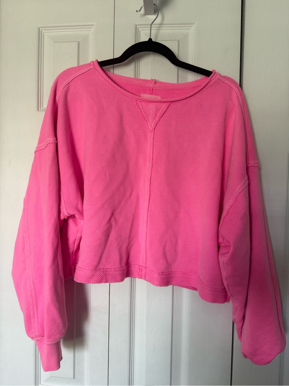 Aerie Women's Neon Pink Cropped Crewneck Sweatshirt